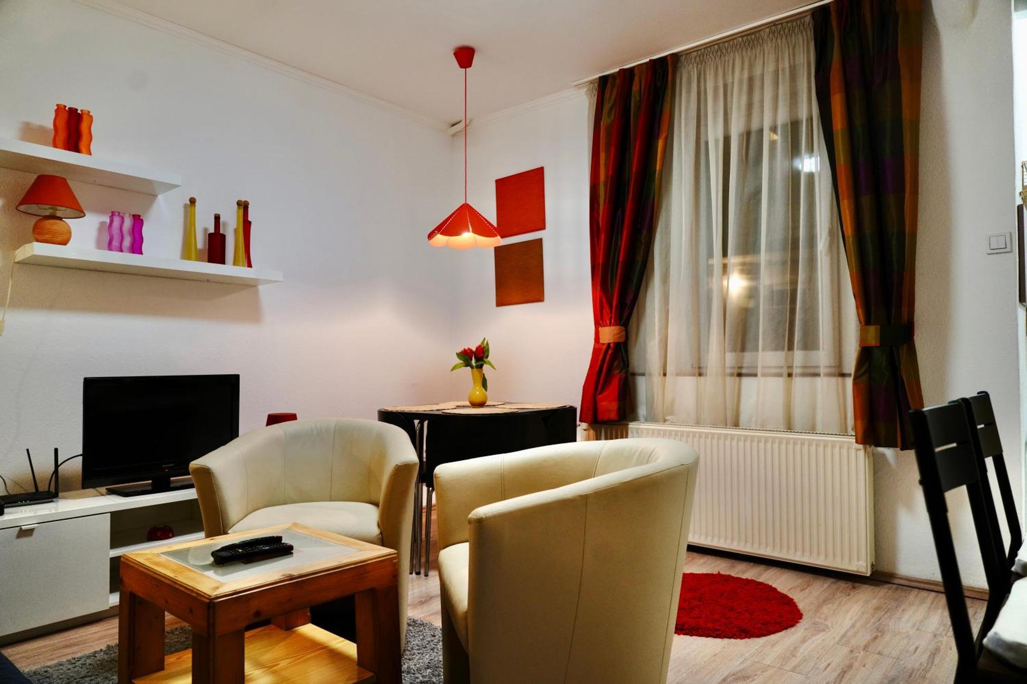 Apartamento Your Own Pretty Place In The Center Budapest Exterior foto